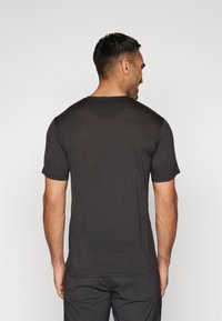 Thumbnail Image 3
