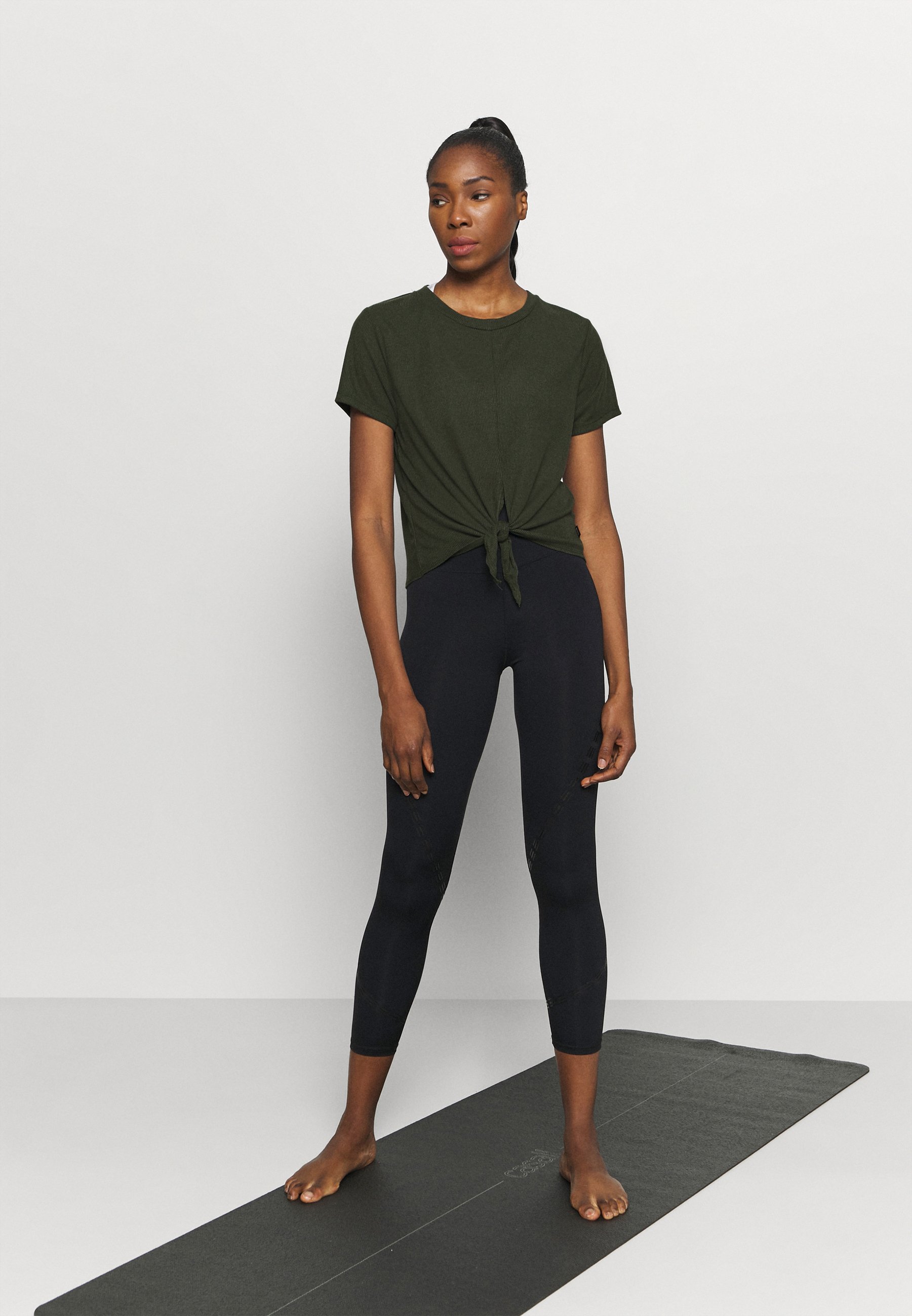 Femme TIE UP - T-shirt basique Femme TIE UP - T-shirt basique