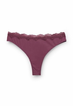 Tanga v bordó barvě se krajkovým lemem a hladkým materiálem, s vlnkovaným okrajem a minimalistickým designem, vhodná pro každodenní nošení.