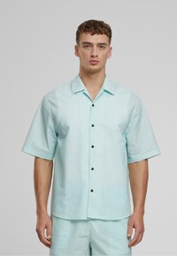 Unselected, frostmint