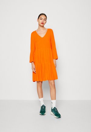 JDY JDYSTAAR LIFE ABOVE KNEE DRESS - Φόρεμα ημέρας - scarlet ibis