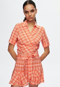 adL BELA - Bluse - printed coral