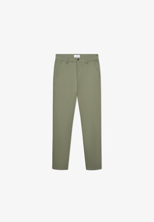 Les Deux, COMO - Chino - lichen green