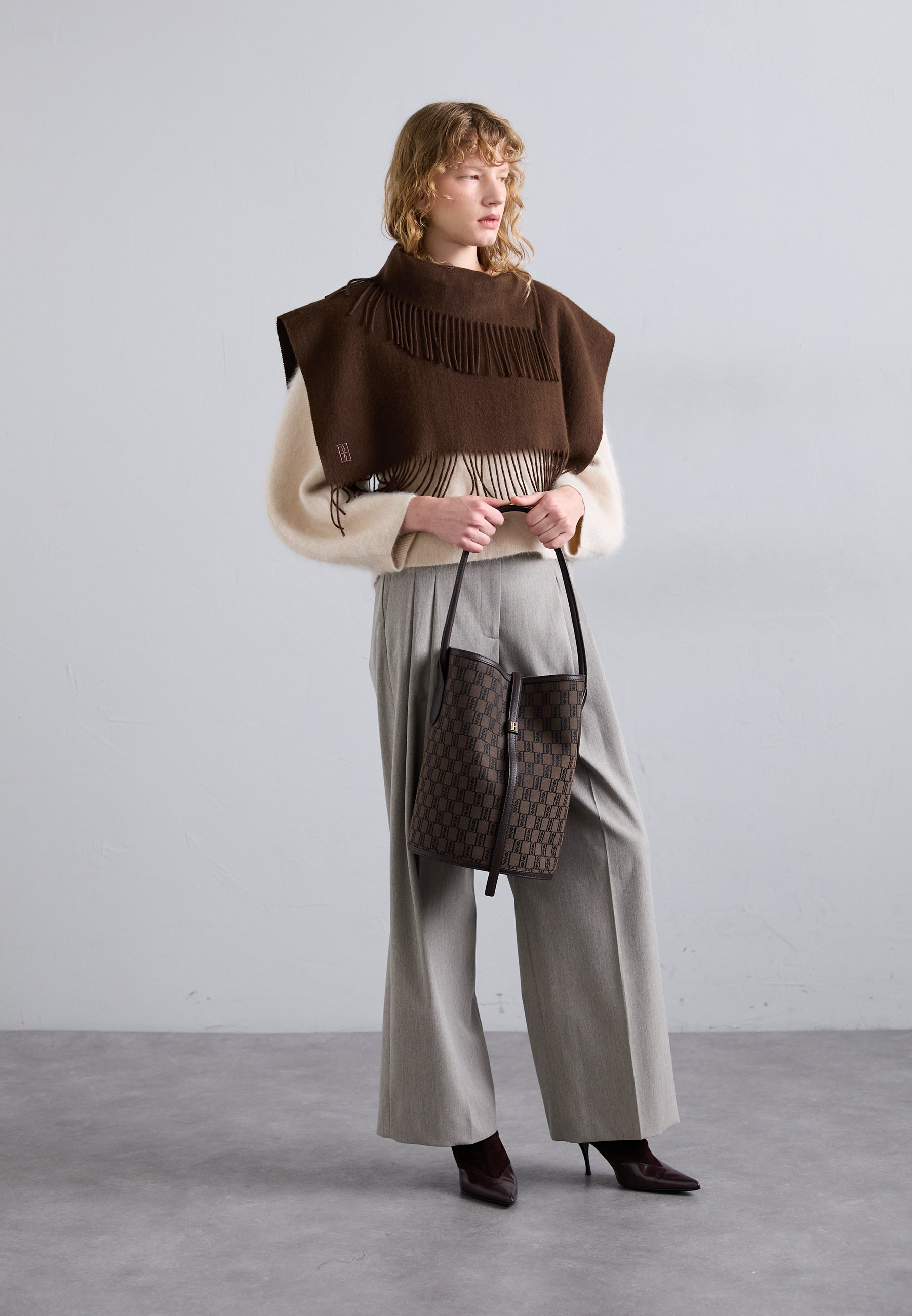 BY MALENE BIRGER 터틀라 스카프 카라페