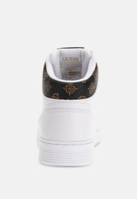 Guess DAISZEY PERFORIERT - Sneakers alte - weiß