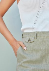 Next WIDE LEG TALL - Kalhoty - khaki green