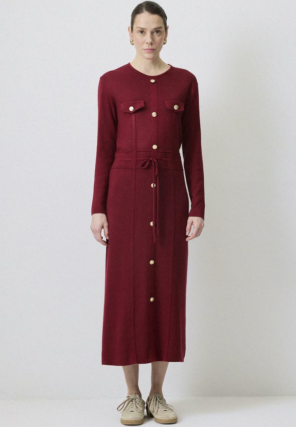BUTTONED - Strickkleid - burgundy