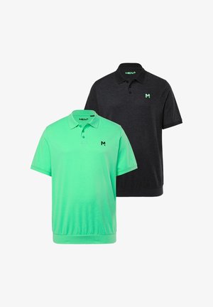 Zwei Poloshirts: eines in leuchtendem Grün mit einem dezenten Logo und drei Knöpfen, das andere in dunkelgrau mit einem ähnlichen Logo und kurzen Ärmeln.