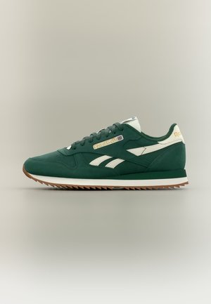 Reebok Classic, CLASSIC UNISEX - Маратонки - heritage green/chalk