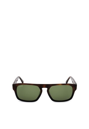 Occhiali da sole rettangolari in tartaruga con lenti verde scuro e un sottile logo "WEB" sulla lente sinistra, mostrati su uno sfondo bianco.