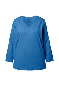 V-Ausschnitt, langärmeliges T-Shirt in leuchtendem Blau aus weichem Baumwollstoff. Glatte Textur mit entspanntem Schnitt und geradem Saum.