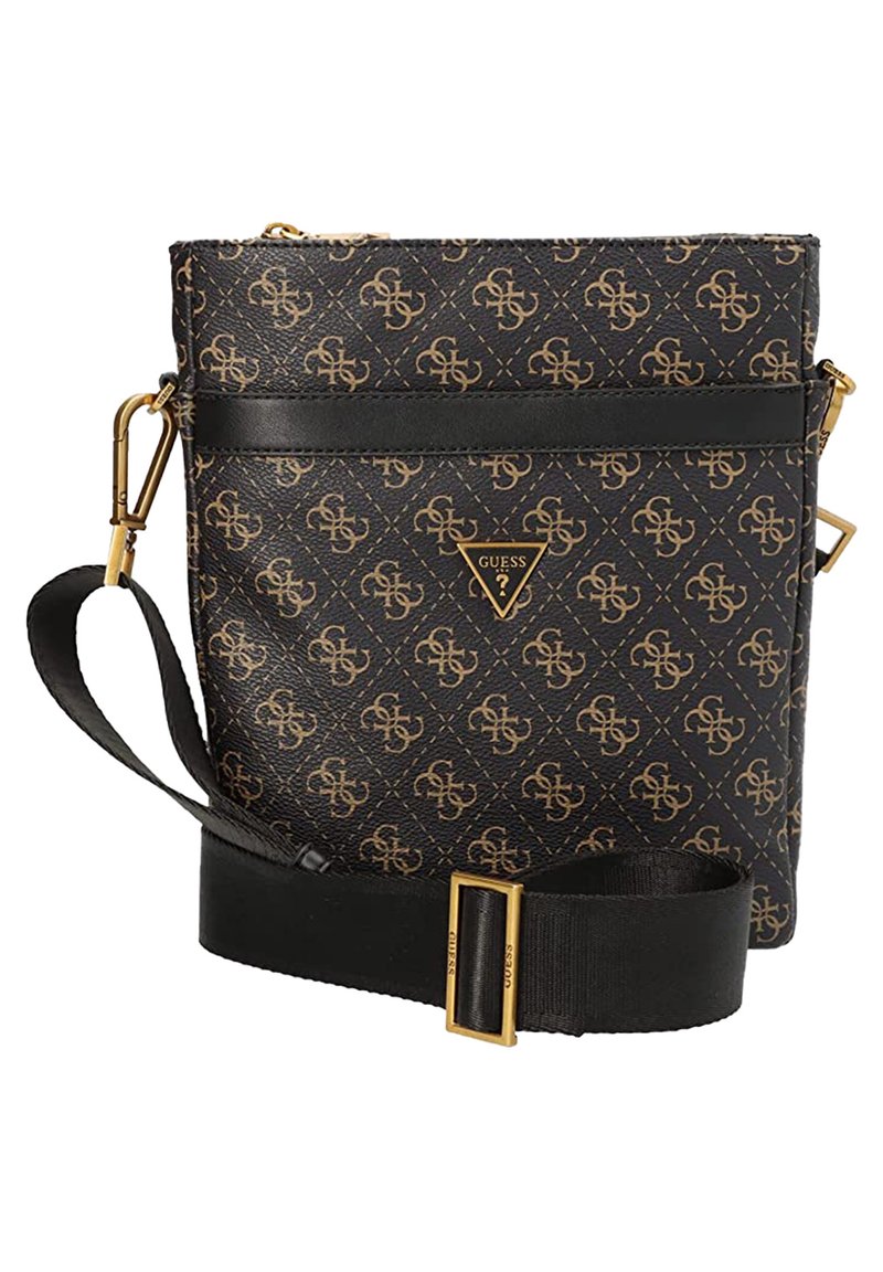 Sort syntetisk crossover taske med guld logo print, der har en aftagelig rem, lynlåslukning og et markant trekantet mærkeemblem.