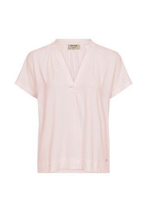 Světlá růžová halenka s krátkými rukávy, výstřihem do V, detaily s nařaseným výstřihem a malou štítkovou značkou blízko lemu.