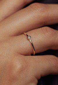 Isabel Bernard De la Paix Inaya - Ring - gold coloured