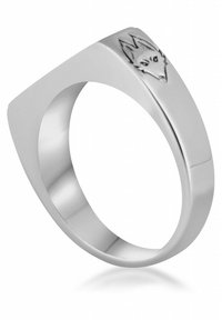 Silberner Ring mit quadratischer Form, der ein erhabenes Fuchs-Kopf-Design auf der Oberfläche aufweist, mit glatter Textur und polierter Oberfläche.