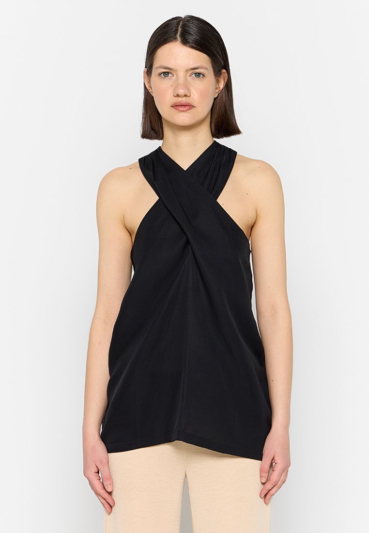 closed Top zwart closed Top zwart