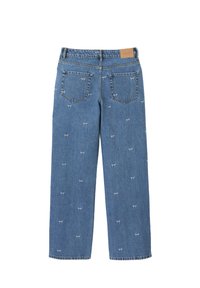 Jean en denim bleu clair avec une coupe droite, ornés de motifs de lunettes brodés. Design à cinq poches, patch de marque en cuir à l'arrière.