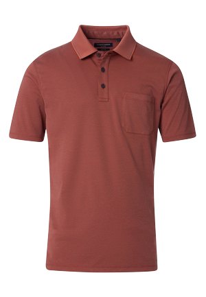 Bordeaux poloshirt van zachte stof, met een knoopsluiting met drie knopen en een borstzak met een subtiele logo. Kraag met contrasterende kleur.