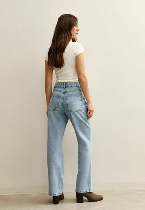 New Look Petite, PETITE LIGHT  ANICA STRAIGHT LEG JEANS - Straight leg jeans - pale blue
