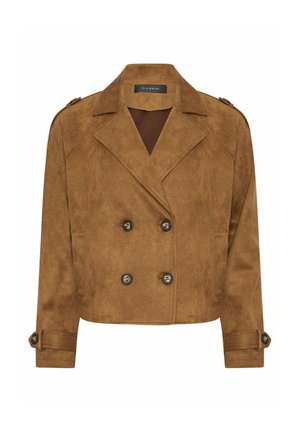 Chaqueta marrón recortada de ante con doble botonadura, solapas anchas, tirantes abotonados en los hombros y puños abotonados.