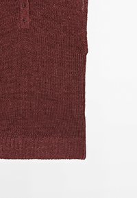 Thumbnail Image 11