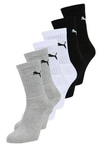 Herren Crew-Socken-Set, bestehend aus drei Paaren: grau, weiß und schwarz. Rippstruktur mit Logo am Knöchel. Material aus Baumwollmischung.