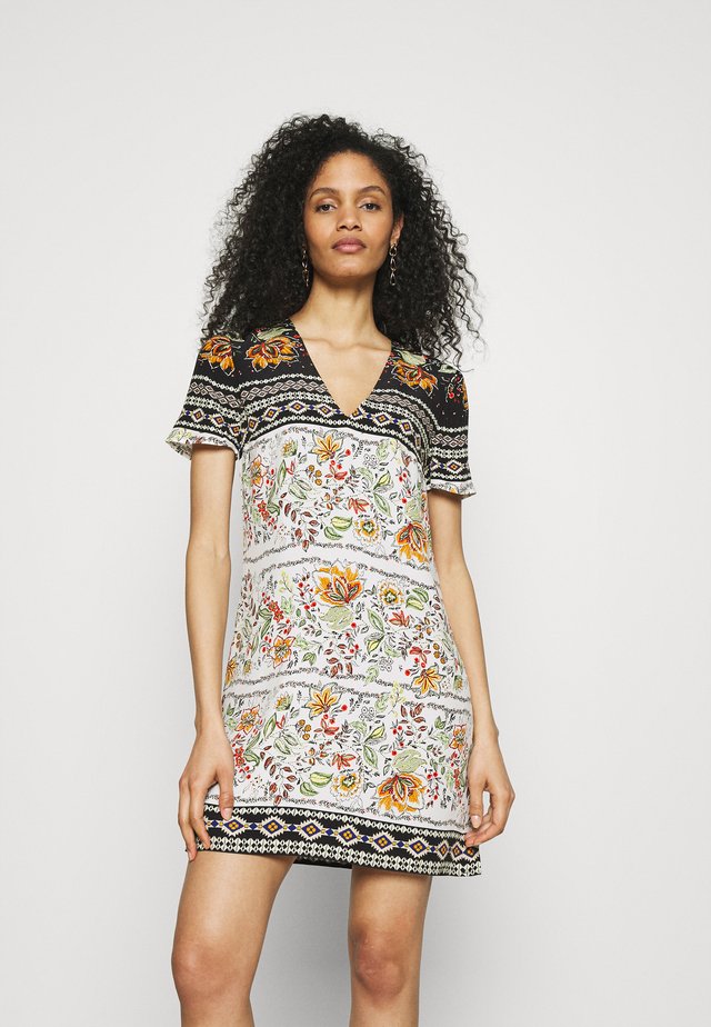 VEST BALTIMORE - Robe d'été - black