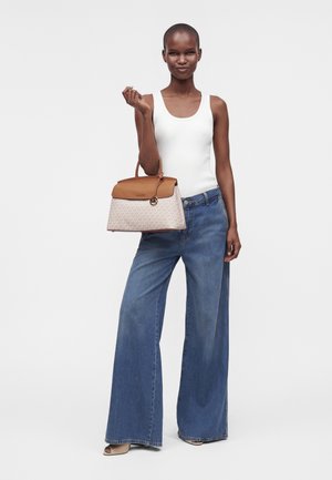 MICHAEL Michael Kors, LANDRY SATCHEL - Τσάντα χειρός - vanilla