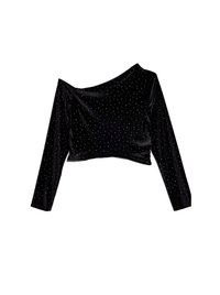 Top corto de terciopelo negro sin hombros con mangas largas, adornado con brillantes de plata esparcidos. Textura suave.