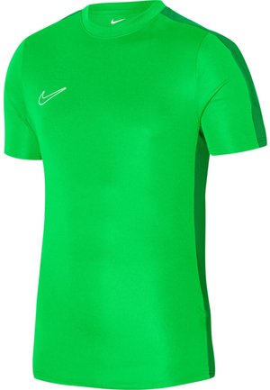 Grünes Nike Sport-T-Shirt mit kurzen Ärmeln, rundem Halsausschnitt und kontrastierenden Seitenpanelen. Mit einem kleinen weißen Logo auf der Brust.