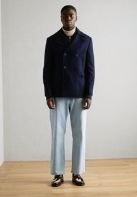 Isaac Dewhirst NEW SHORT PEACOAT SIDE ENTRY - Chaqueta de entretiempo - navy