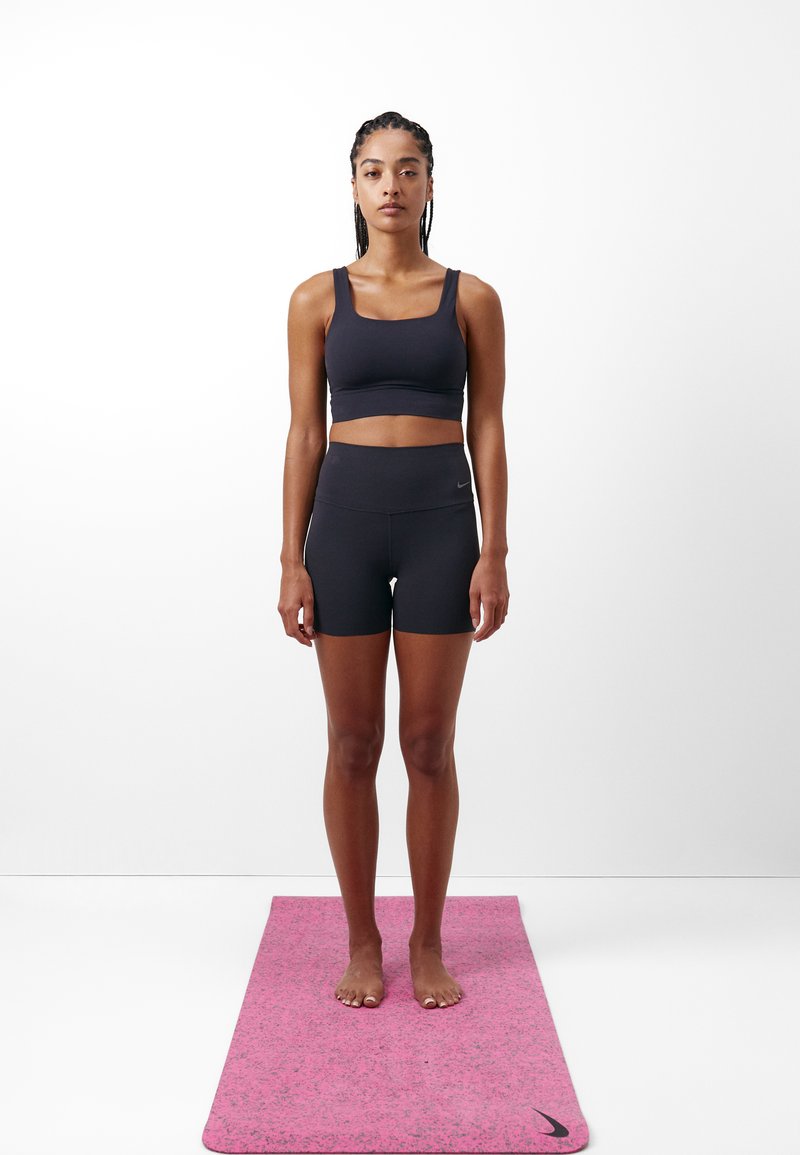 Nike Performance - ZENVY SHORT - Leggingek - black, Nagyítás