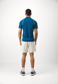 ASICS MATCH SHORT - Sportiniai šortai - cream
