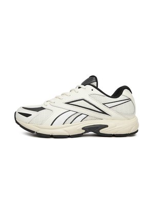 - Obuwie do biegania treningowe