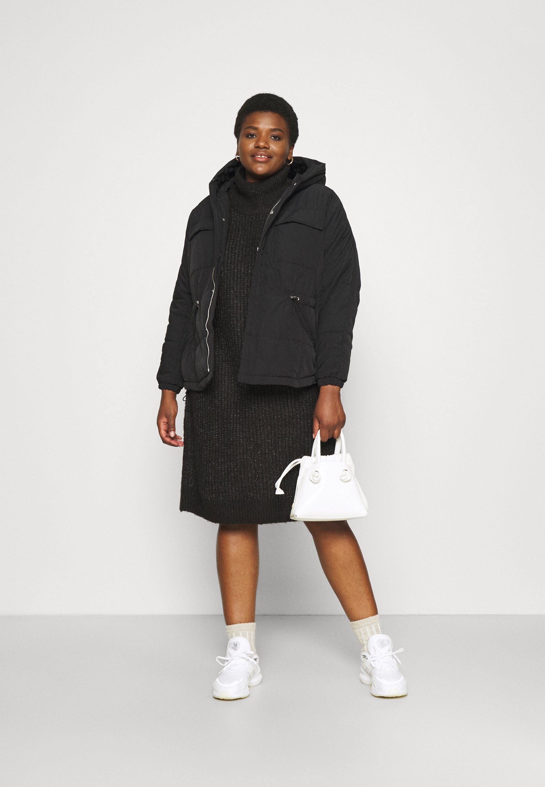 Donna SHORT DIP HEM - Parka Donna SHORT DIP HEM - Parka