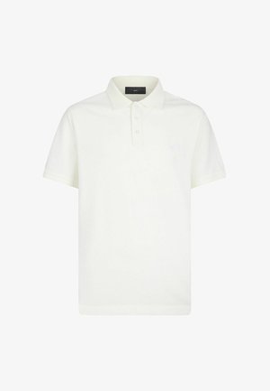 Fehér rövid ujjú galléros póló háromgombos elülső résszel, egyszínű minta fehér háttéren.