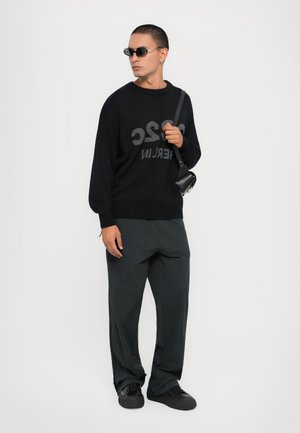 SELFIE SWEATER UNISEX - Jumper - black