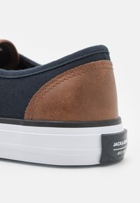 Jack & Jones JFWCURTIS CASUAL - Sneakers low - navy blazer