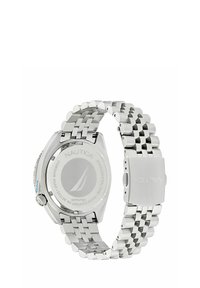 Strieborné nerezové hodinky s tkaným náramkom, okrúhlou puzdrom a gravírovaným zadkom. Obsahuje modrý akcent na korunkovom zámku. Vodotesná konštrukcia.