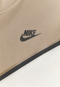 Nike Sportswear M NSW TCH FLC FZ WR - Camisola com fecho - sandalwood/light bone/black