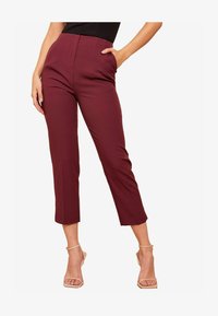 Nevybráno, burgundy red