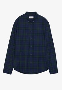Camicia a scacchi blu navy con dettagli verdi, colletto button-down, maniche lunghe e orlo curvo. Realizzata in tessuto morbido con cuciture visibili.