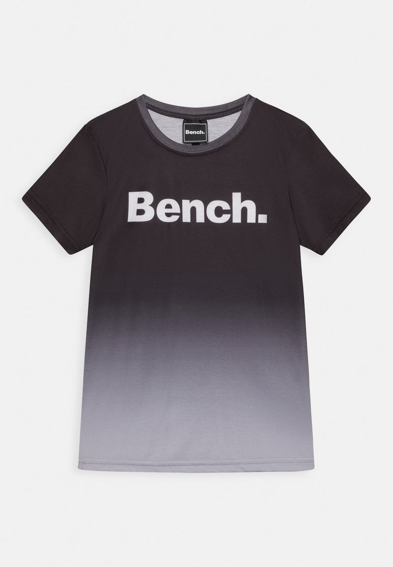 T-shirt à manches courtes col rond avec un dégradé du noir au gris et un logo blanc « Bench. » centré sur la poitrine.