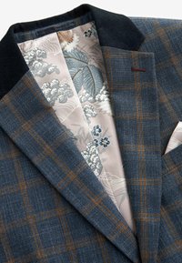 Next SLIM FIT TRIMMED - Kostiuminis švarkas - bright blue