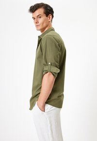 Koton Camisa - khaki
