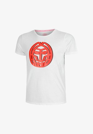 Camiseta de algodón blanca con un gran diseño gráfico rojo de una cara con características y líneas geométricas en la parte delantera. Mangas cortas, escote redondo.