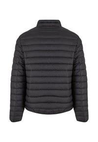 Sort pufferjakke, quilted design, høj krave, elastiske manchetter og kant. Letvægtsmateriale, glat stof med mat finish. Enkel konstruktion.