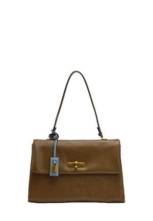 Brązowa skórzana torebka o sztywnym kształcie, z płaską klapą na górze, niebieskim skórzanym paskiem akcentującym oraz złotymi elementami wykończenia. Posiada detal z zamkiem.