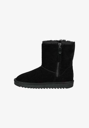 Schwarze Wildleder-Ankle-Boots mit einem seitlichen Reißverschluss, strukturiertem Äußeren, runder Zehenpartie und Gummisohle mit Zickzackmuster.