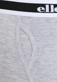 Thumbnail Image 16